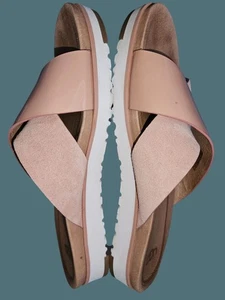 UGG Treadlite Pink Kari Slide Leather Minimalist Lightweight Sandals Women 7.5 - Picture 1 of 10
