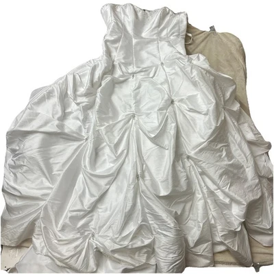 Vestido de novia sin tirantes David's Bridal Sweetheart talla 10 Pick Ups T9017 Foto 1 de 4