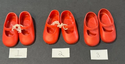 Zapatos de muñeca Maryjane ideales vintage rojos de goma suave 70" talla, 1-2-3 disponibles Foto 1 de 4