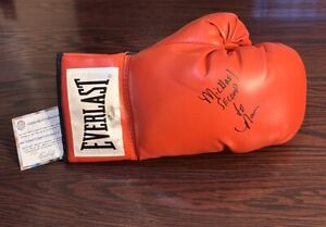 Michael Nunn Autographed Boxing Glove Schwartz Authenticated