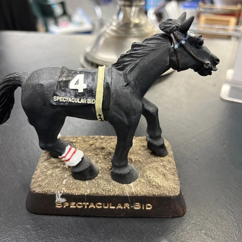 Spectacular Bid Bobblehead (Churchill Downs) (U) Cover