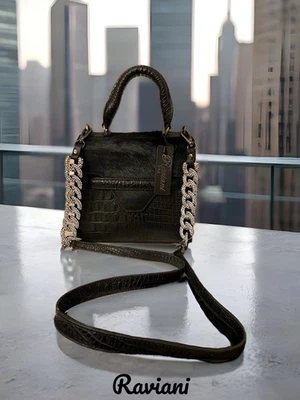 Cartera Raviani en piel de becerro negra y cocodrilo negro con 2 correas para el hombro. Foto 1 de 4