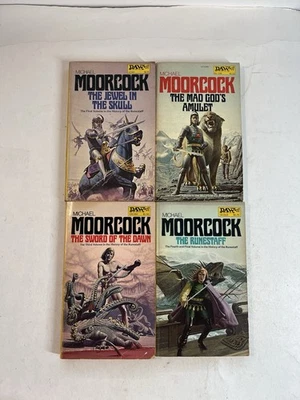 Michael Moorcock HISTORY OF THE RUNESTAFF 4 Book Lot 1-4 Vintage Paperback Foto 1 de 4