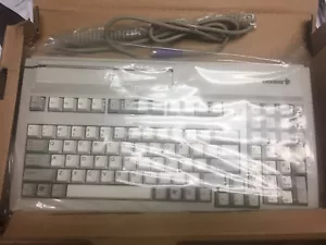Cherry MY 7000 Keyboard W/ Card Reader G81-7000LPBUS BRAND NEW IN BOX IVORY - Picture 1 of 3