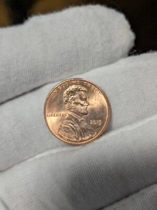 2015 1 CENT LINCOLN MEMORIAL NO MINT MARK BUNC COIN, MINT CONDITION, VERY RARE - Picture 1 of 2