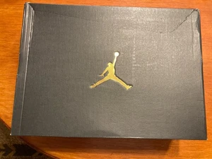 Air Jordon 1 MID weiß Größe 13 Karton 554724 136 nur Leerkarton - Bild 1 von 8