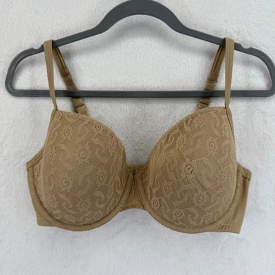 Sujetador Cacique 38DDD Cobertura Completa Ligeramente Forrado Encaje Inalámbrico Beige Foto 1 de 4