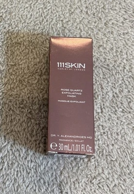 Máscara exfoliante de cuarzo rosa 111SKIN Radiance 30 ml/1,01 fl oz viaje nueva en caja precio de venta sugerido por el fabricante 160 USD Foto 1 de 4