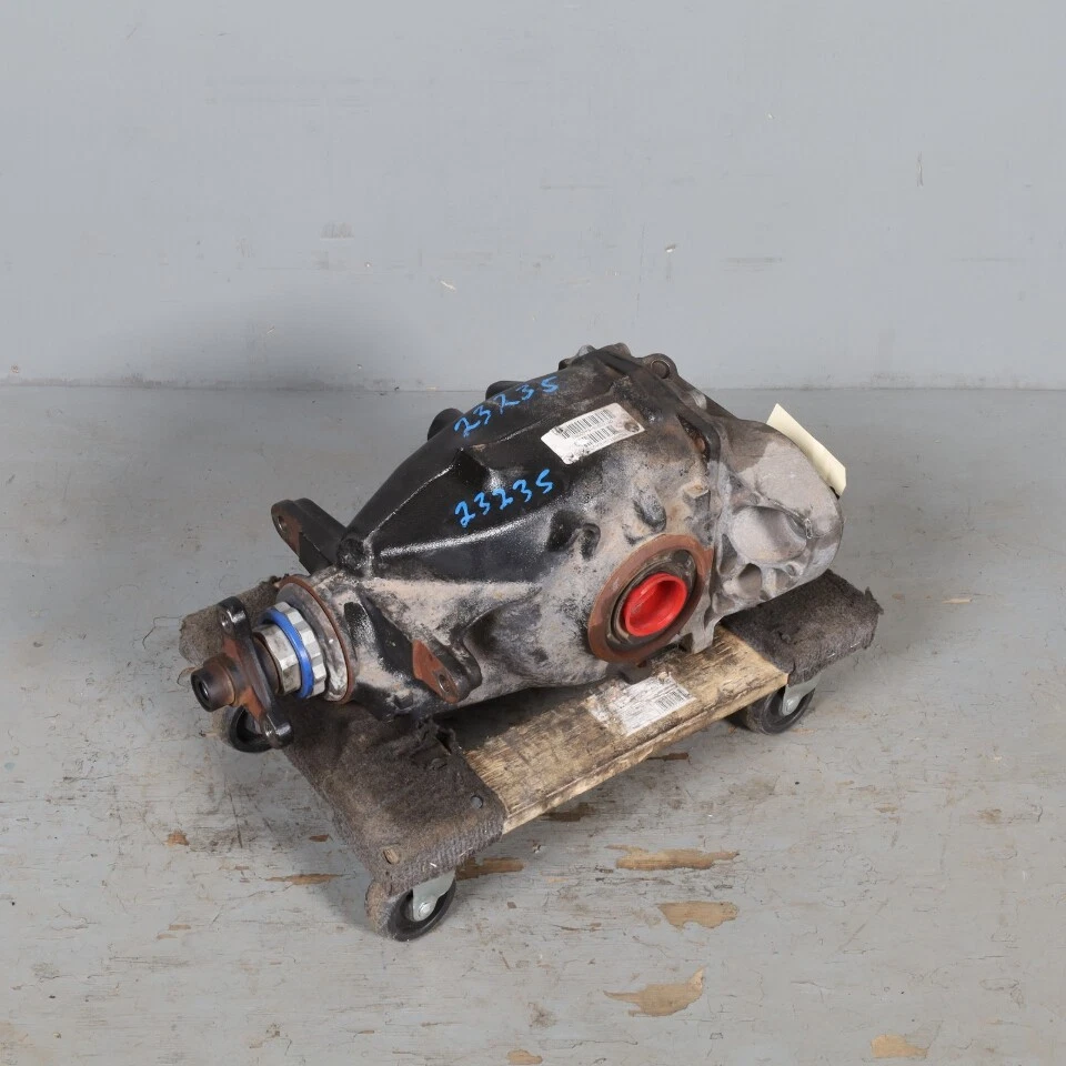 2014-2016 BMW 228i 335iGT M235i Rear Differential Carrier 33107605591 OEM Used Foto 1 de 4