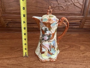 Antique Japanese 9.25” Hand Painted Kutani Pot Made In Meiji Period - Picture 1 of 9