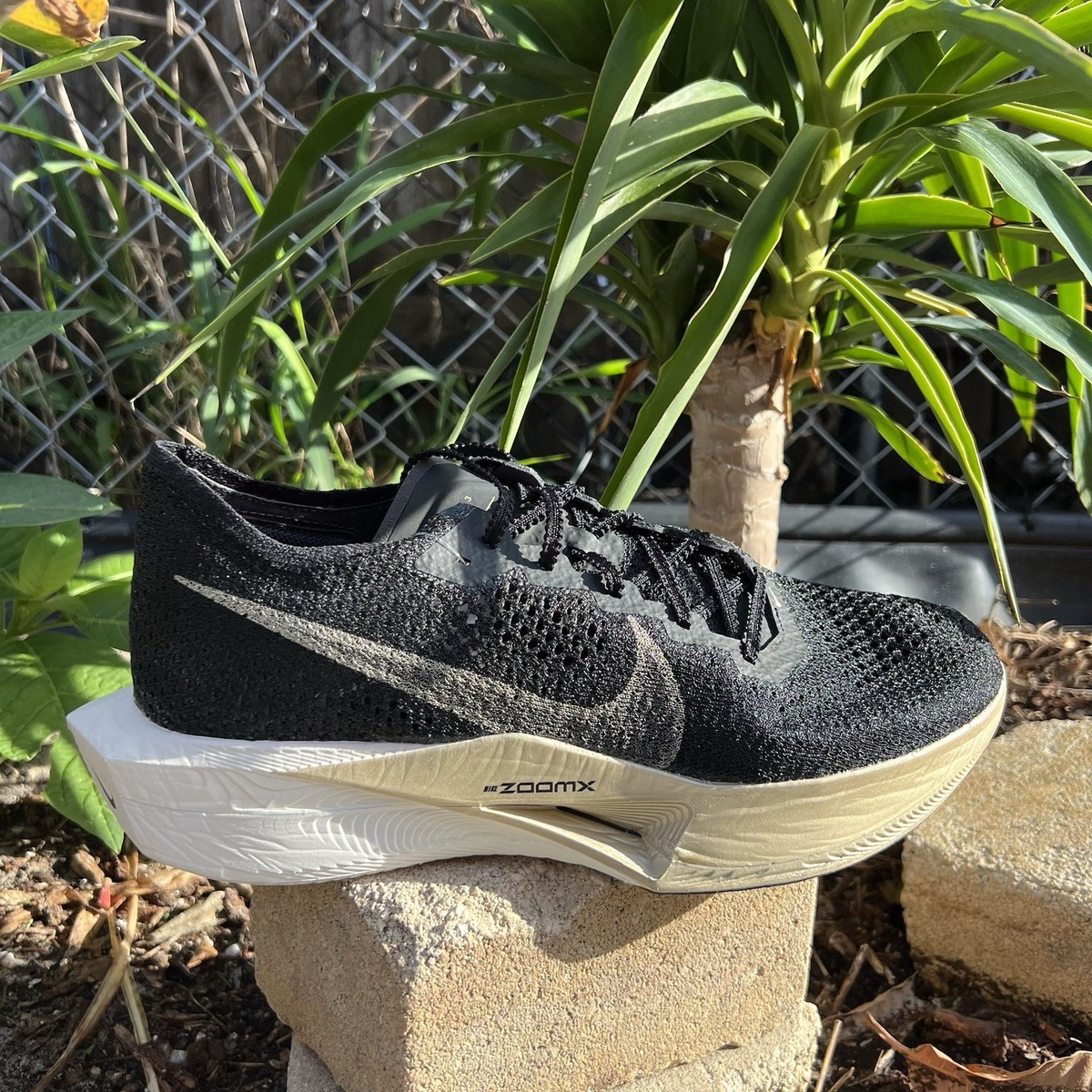 Nike ZoomX Vaporfly Next% Black for Sale | Authenticity Nike ZoomX Vaporfly Next% Black for Sale | Authenticity