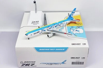 B767-300 AIR DO "VULPIX JET HOKKAIDO" REG: JA607A W/STD - JCWINGS SA2002 1/200 - Image 1 of 2