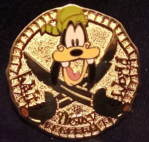 Disney Cast Lanyard Serie 2 2004 Piratas Moneda Goofy Pin PP 28784 OE - Imagen 1 de 2