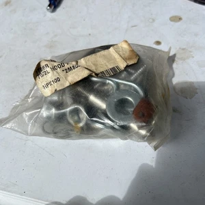 NOS Year One 1970 1971 1972 Chevrolet Hood Pin Kit Chevelle ElCamino SS - Picture 1 of 7