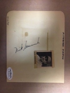 Llyod Waner HOF/Nick Strincevich Pirate Vintage Signed 4x6 Album Page(1943-4)JSA