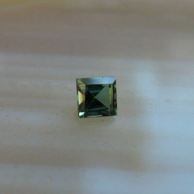 Echter Turmalin grün Square Facettiert Schmuck Edelstein Fasserstein Sammler 83 - Bild 1 von 4