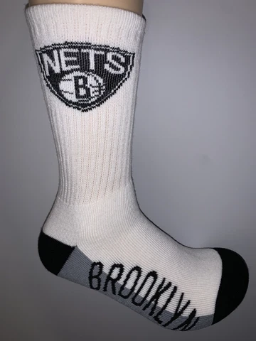 BROOKLYN NETS NBA LOGO MENS WHITE CREW LENGTH SOCKS LARGE Cover