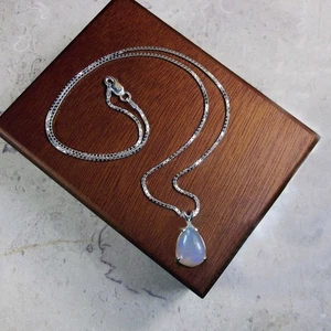 Natürlicher Regenbogen Mondstein Halskette in Sterlingsilber Birnenform Anhänger Schmuck - Bild 1 von 6