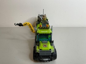 LEGO CITY: Volcano Exploration Base (60124) Pre-Buit