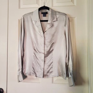 Blusa 100% Seda Gris Satén Abotonada Carrera Oficina Preppy Mangas Largas 10P - Imagen 1 de 10