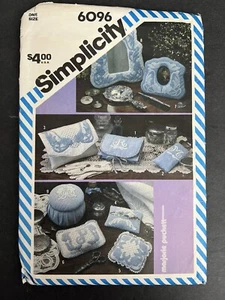 Simplicity Pattern #6096 Marjorie Puckett Shadow Quilting Photo Frames Bags - Picture 1 of 3