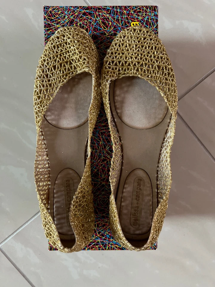 #2370 Melissa Campana Ballet Pisos Para Mujer Color Papel Dorado Brillo Talla 8 Foto 1 de 4