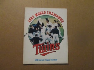 MLB Minnesota Twins Vintage Circa 1987 World Champions Team Logo Program - Picture 1 of 4