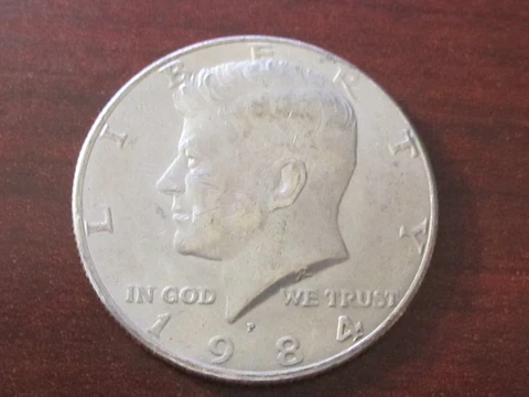 1984 P KENNEDY HALF DOLLAR NICE COIN FREE SHIPPING! Cover