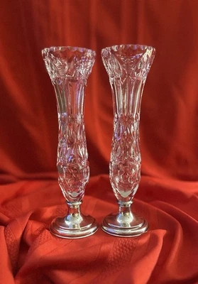 2 jarrones acanalados centrales de cristal montados en plata esterlina Hawkes de colección 11" H Foto 1 de 4