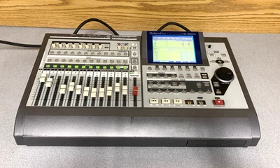 Roland VS-1824 CD Multi Track Digital Recorder, works  **MISSING 2 BUTTONS** - Image 1 of 4