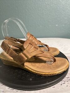 Born Shoes Karis Brown Leather Thong Wedge Sandals Women's US Size 7 D60516