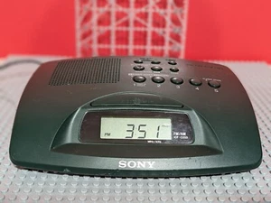 SONY ICF-C233 Dream Machine Digital AM/FM Alarm Clock Radio Forest Green TESTED - Picture 1 of 7