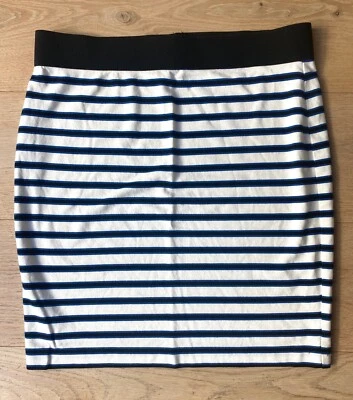 Saia lápis elástica listrada azul royal branca Karen Kane tamanho M cintura elástica - Imagem 1 de 4