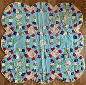 Vintage Handmade Double Wedding Ring Baby Quilt w/Embroidered Animals 39 X 39 In - Picture 1 of 21