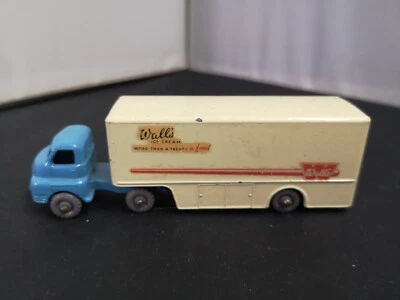 W499-MATCHBOX MAJOR PACK No2 WHITE BEDFORD 'WALLS' ICE CREAM TRUCK - Image 1 of 4