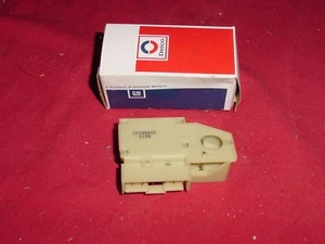 Nuevo interruptor de luz de freno 1995-2014 Chevy Suburban GMC Yukon 15705015 AC Delco - Imagen 1 de 5