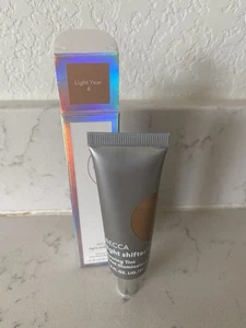 Becca light shifter dewing tint - 4 light year - Picture 1 of 1