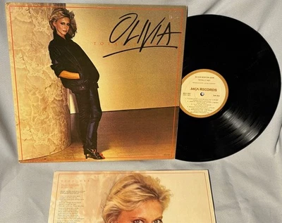 LP OLIVIA NEWTON-JOHN Totally Hot (ORIG Vinyl, CANADA, MCA 3067) NM/NM - Imagem 1 de 4