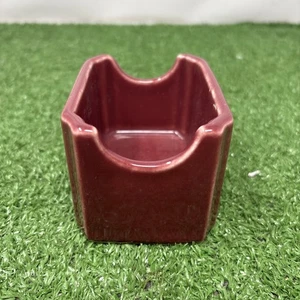 Hull Pottery Maroon Planter 716 - Picture 1 of 6
