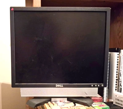 Dell GC811 19″ Flat Screen Monitor AS501 Sound Bar Vintage, Tested Great Display - Image 1 of 2
