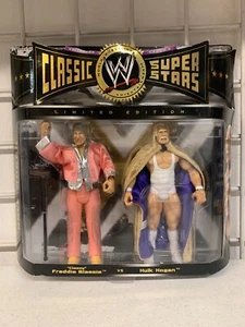 JAKKS PACIFIC - WWE CLASSIC SUPERSTARS - FREDDIE BLASSIE vs. HULK HOGAN #J - Picture 1 of 7