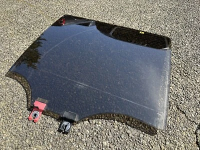 2022 吉普 Grand Wagoneer 右后乘客车窗玻璃,原始设备制造商二手 — 第 1/2 张图片