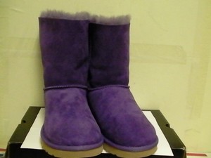 purple sparkly uggs