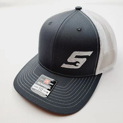 Gorra de camionero Richardson 112 malla Snapback gris y blanco bordada a presión Foto 1 de 4