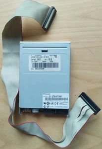 Panasonic Mobile Communications 3.5 Floppy Drive, Model: JU-256A798P, Untested - Afbeelding 1 van 10