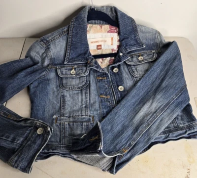 Mossimo Junior Medium Wash Distressed Denim Jacket Size Large - Image 1 of 4