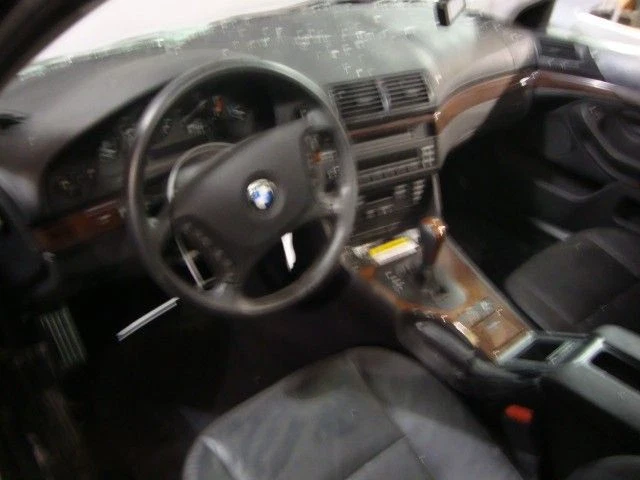 AC Condenser Fits 98-03 BMW 540i 206035 - Image 1 of 4