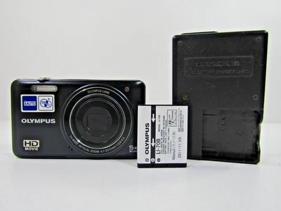 Olympus VG-160 14.0MP HD Movie Compact Digital black - Image 1 of 4