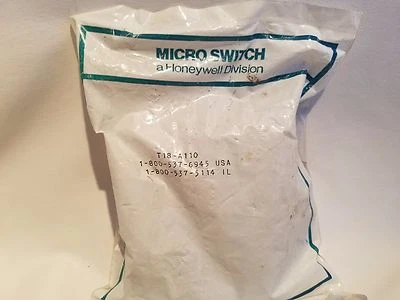 HONEYWELL MICRO SWITCH T18-A110 PROXIMITY SENSOR T18A110  NEW - Image 1 of 2