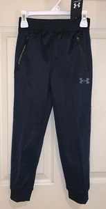 NWT Under Armour Pennant Boy's Size 5 Black Joggers Sweatpants - Picture 1 of 5